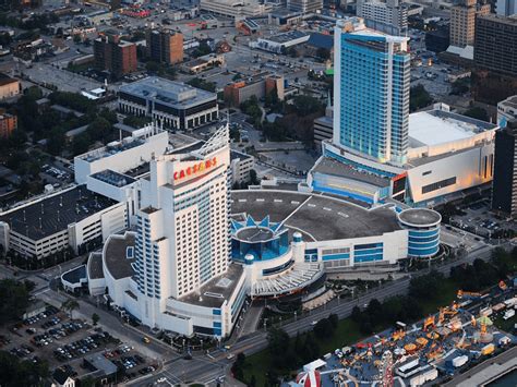 Caesars Windsor .